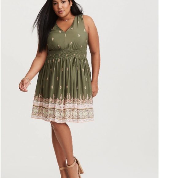 torrid Dresses & Skirts - Torrid Smocked Challis Skater Dress Size 3